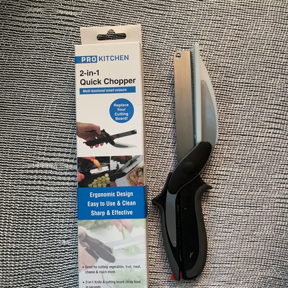 Pro Kitchen 2-in-1 Quick Chopper - Picture 5 of 7